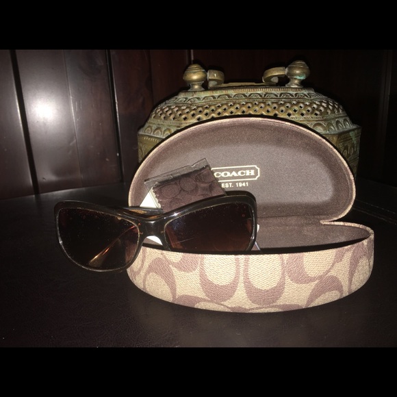 100% Authentic Coach Sunglasses - Picture 4 of 4